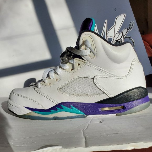 Jordan Other - Air Jordan 5 Retro Grape (2013) Size 7Y (Read Desc